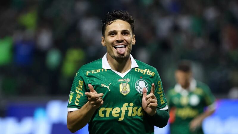 Raphael Veiga na Mira do Los Angeles FC: Palmeiras Pode Perder Sua Estrela Para a MLS